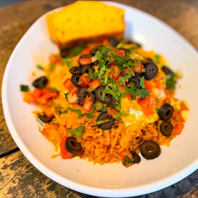 Arroz Con Pollo.